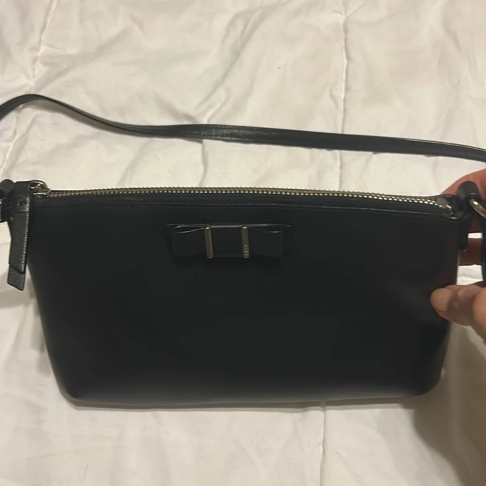 Coach Darcy Bow East West Crossbody Black NWOT - Picture 7 of 12